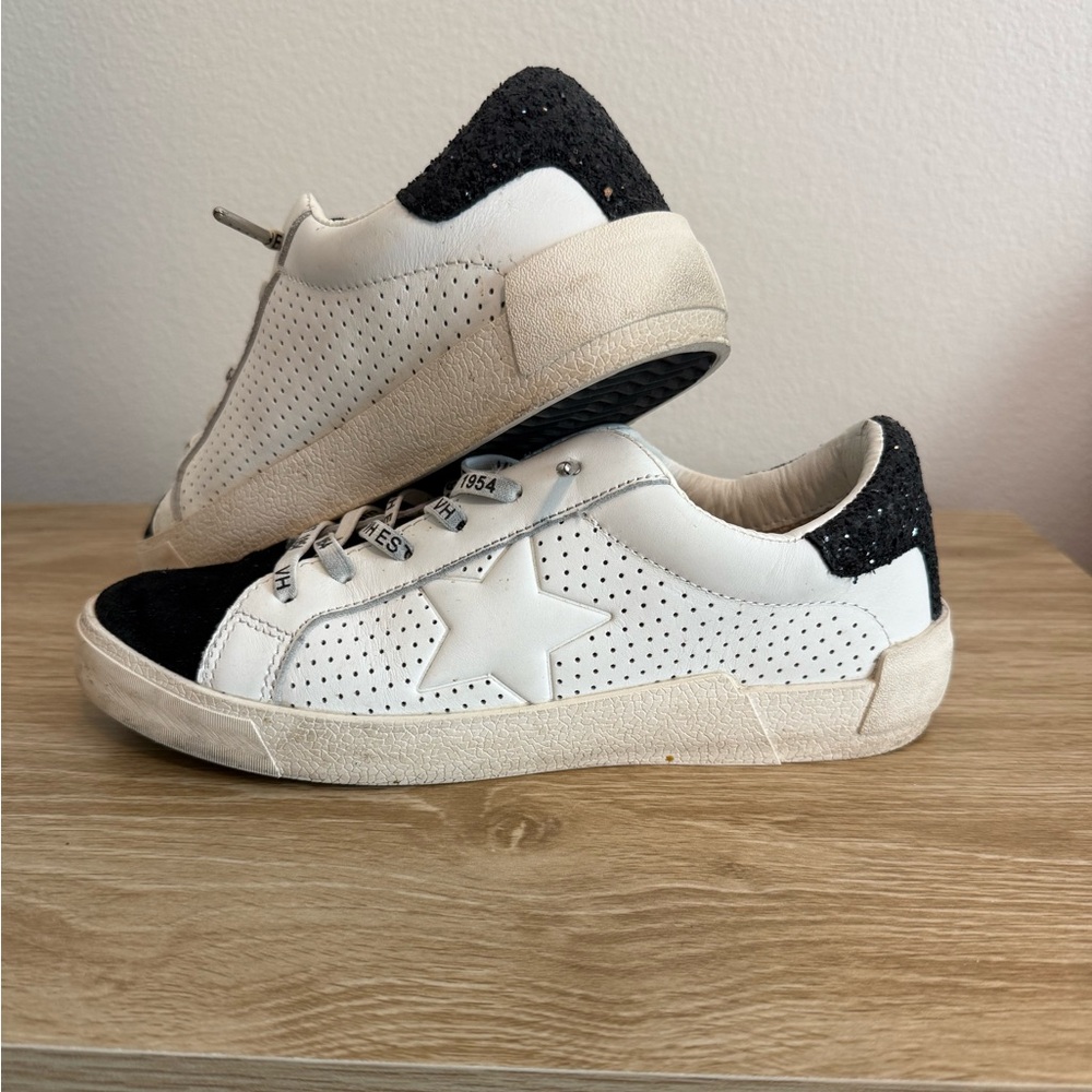 Vintage Havana White & Black Sneaker Sz 9